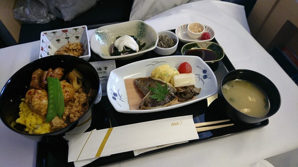 Anaファーストクラスで親孝行 Nh10便搭乗記 機内食と座席 成田 Jfk
